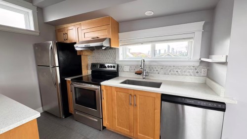 Laneway House-3202 5th Avenue E, Vancouver, BC V5M 1P3 2