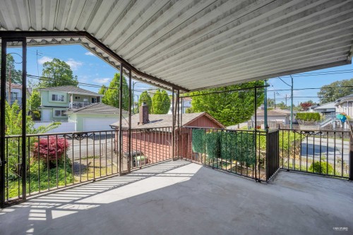 3006 27Th Avenue E, Vancouver, BC 