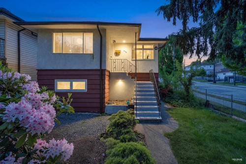 3006 27Th Avenue E, Vancouver, BC 