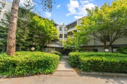 302-5800 Cooney Road Richmond, BC V6X 3A8