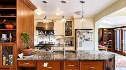 624 30th Avenue W Vancouver, BC V5Z 2J3