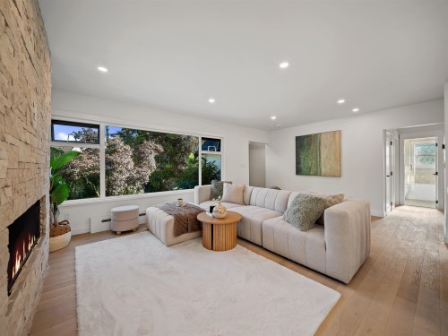 3975 Highland Boulevard, North Vancouver, BC 