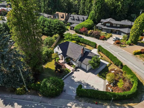 3975 Highland Boulevard, North Vancouver, BC 