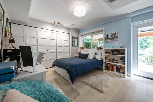 6240 St. Georges Avenue, West Vancouver, BC 