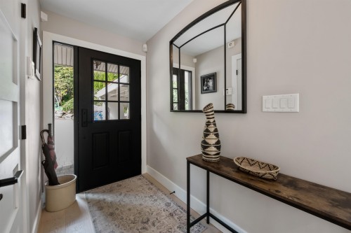 6240 St. Georges Avenue, West Vancouver, BC 