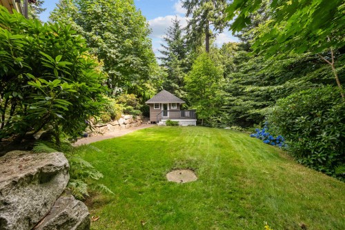 6240 St. Georges Avenue, West Vancouver, BC 