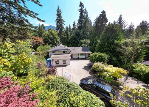 6240 St. Georges Avenue, West Vancouver, BC 
