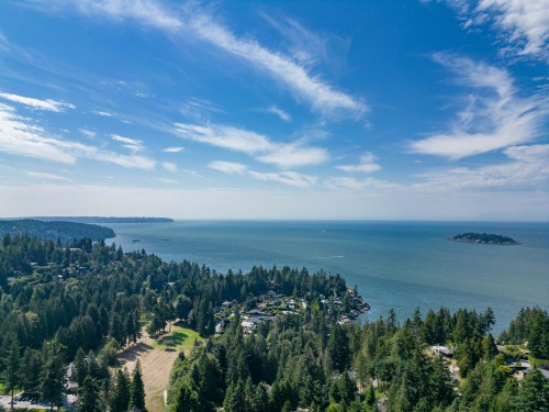6240 St. Georges Avenue, West Vancouver, BC 