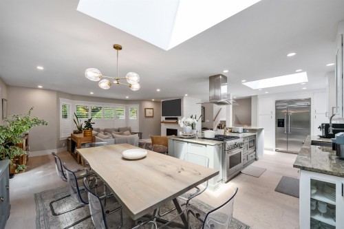 6240 St. Georges Avenue, West Vancouver, BC 