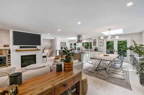 6240 St. Georges Avenue, West Vancouver, BC 