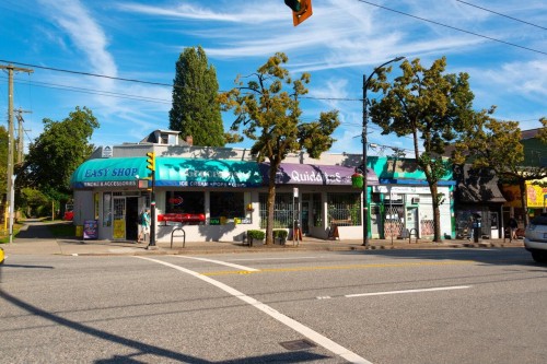 1777 4Th Avenue E, Vancouver, BC 