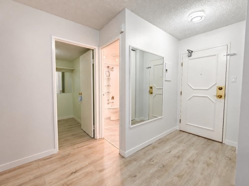 409-2024 Fullerton Avenue W, North Vancouver, BC V7P 3G4 2