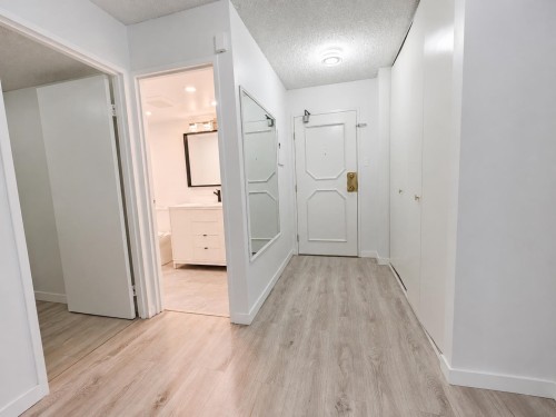 409-2024 Fullerton Avenue W, North Vancouver, BC V7P 3G4 3