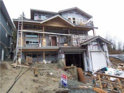 13422 235 Street  Maple Ridge, BC V4R 2W3