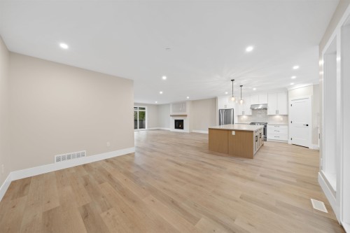13586 Foreman Drive, Maple Ridge, BC 