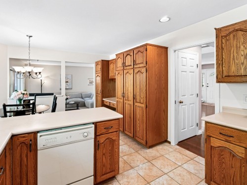 3 Chevalier Court, Port Moody, BC 