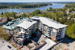 401-11639 227 Street Maple Ridge, BC V2X 9B2