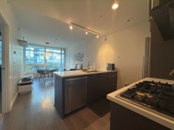 707-8628 Hazelbridge Way  Richmond, BC V6X 0R5
