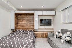 002-1170 Barclay Street  Vancouver, BC V6E 1H1
