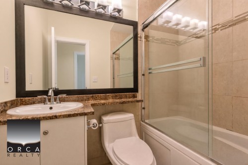 2572 E 2nd Avenue , Vancouver, BC V5M 1C6 5