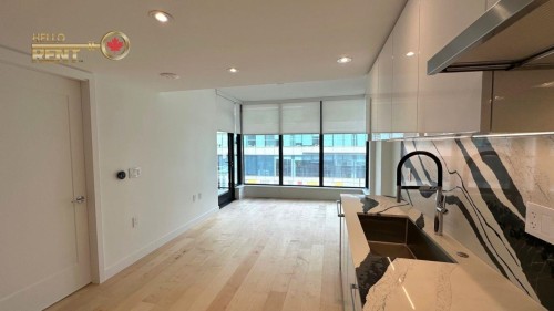304-135 13th Street E, North Vancouver, BC V7L 0J8 4