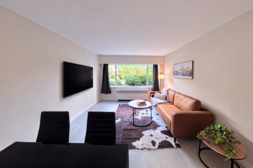 2B-1540 Haro Street , Vancouver, BC V6G 1G6 3