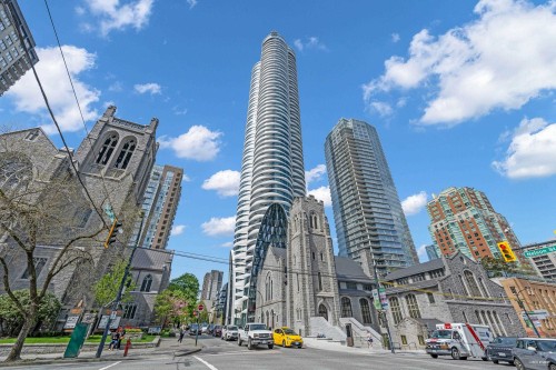 1033 Nelson Street, Vancouver, BC 