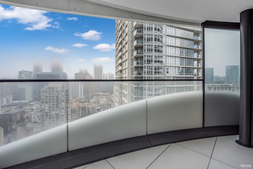1033 Nelson Street, Vancouver, BC 