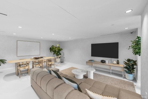 1033 Nelson Street, Vancouver, BC 
