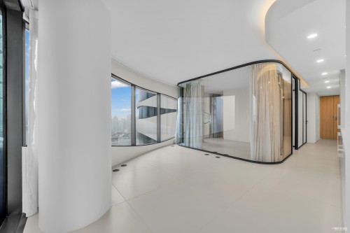 1033 Nelson Street, Vancouver, BC 