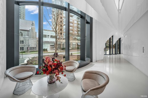 1033 Nelson Street, Vancouver, BC 