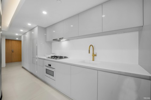1033 Nelson Street, Vancouver, BC 