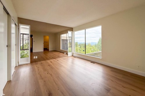 1350 Crestwell Road, West Vancouver, BC 