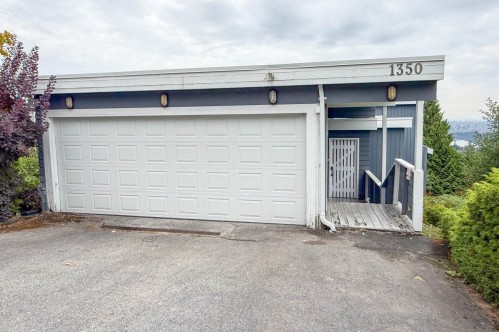 1350 Crestwell Road, West Vancouver, BC 