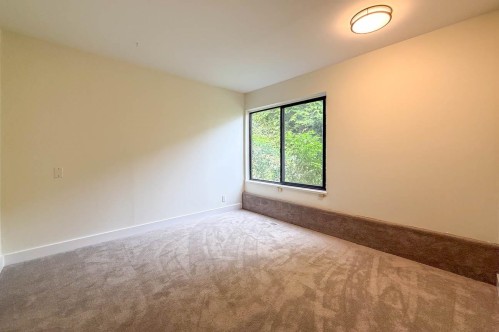 1350 Crestwell Road, West Vancouver, BC 