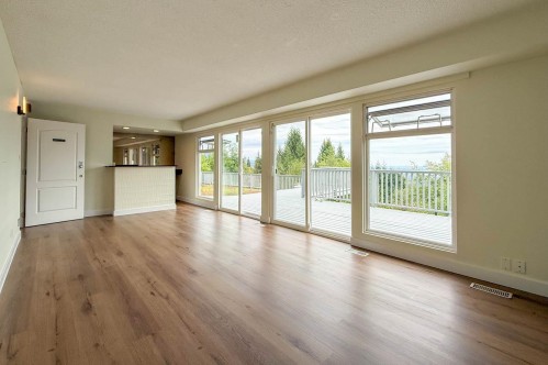 1350 Crestwell Road, West Vancouver, BC 