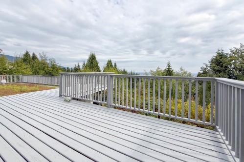 1350 Crestwell Road, West Vancouver, BC 
