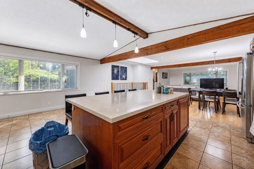 1130 Handsworth Road, North Vancouver, BC 