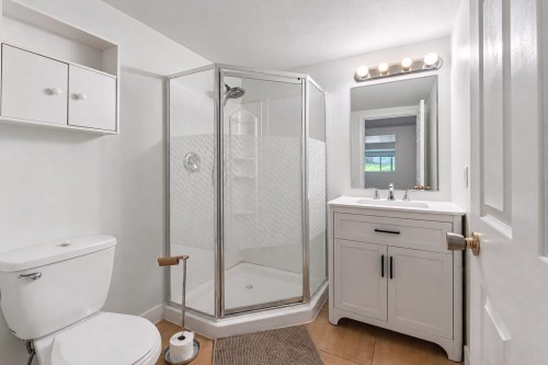 1130 Handsworth Road, North Vancouver, BC 