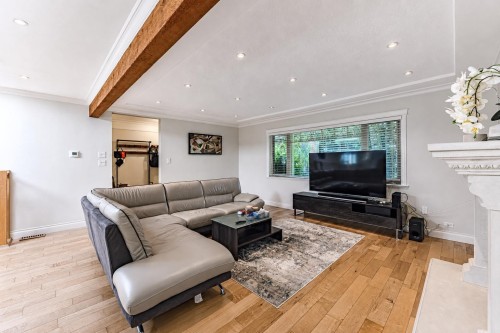 1130 Handsworth Road, North Vancouver, BC 