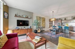 306-1616 Columbia Street  Vancouver, BC V5Y 0B7