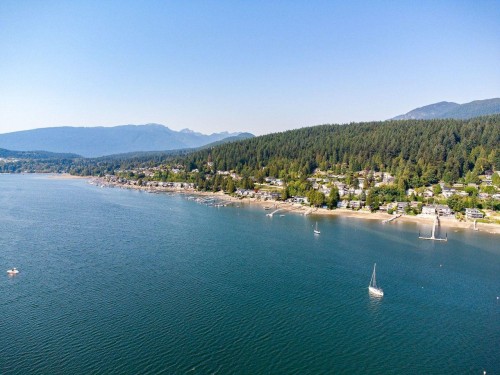 668 Alderside Road, Port Moody, BC 