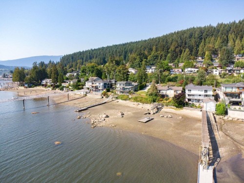 668 Alderside Road, Port Moody, BC 