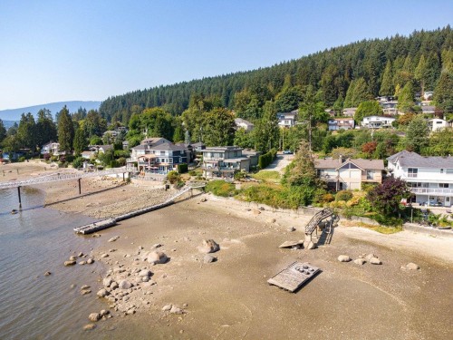 668 Alderside Road, Port Moody, BC 