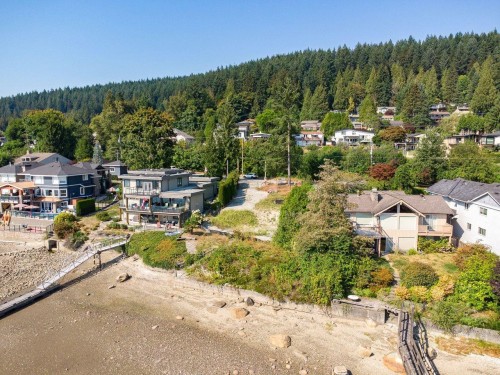 668 Alderside Road, Port Moody, BC 