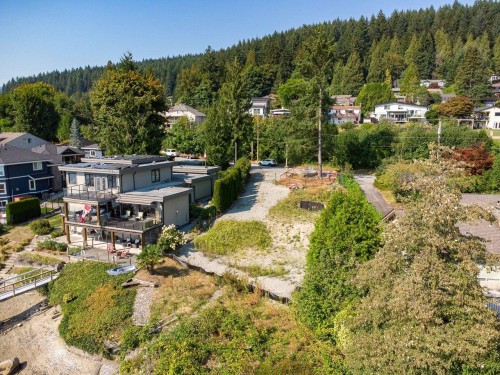 668 Alderside Road, Port Moody, BC 