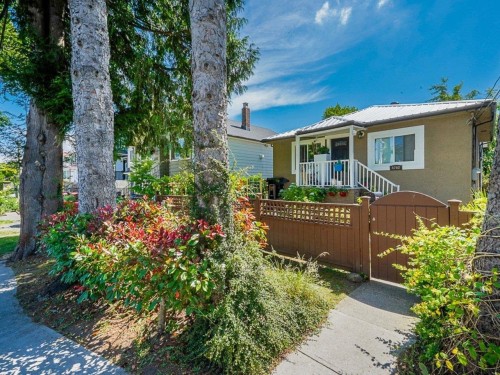 4702 Clarendon Street, Vancouver, BC 