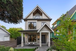 1-2256 Pender Street  Vancouver, BC V5L 1X4