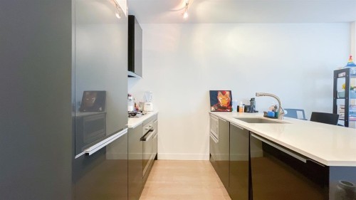 80X-1283 Howe Street , Vancouver, BC V6A 0E9 5