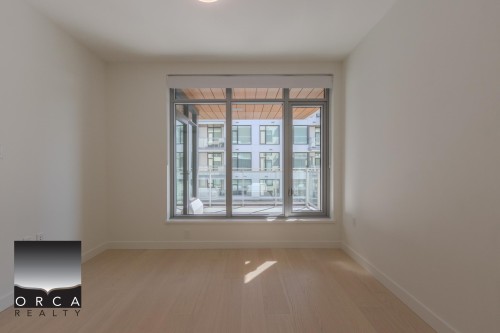410-777 Harbour Way , North Vancouver, BC V7P 0G2 4